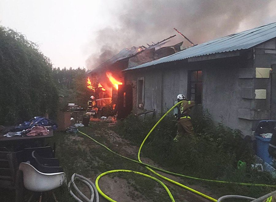 Ogień pojawił się nad ranem. Zabrał im wszystko